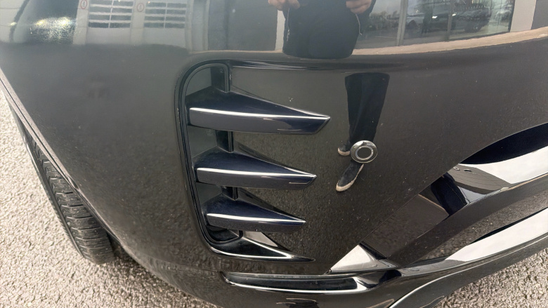 Land Rover Discovery 3.0 D250 R-Dynamic SE 5dr Auto Diesel Station Wagon